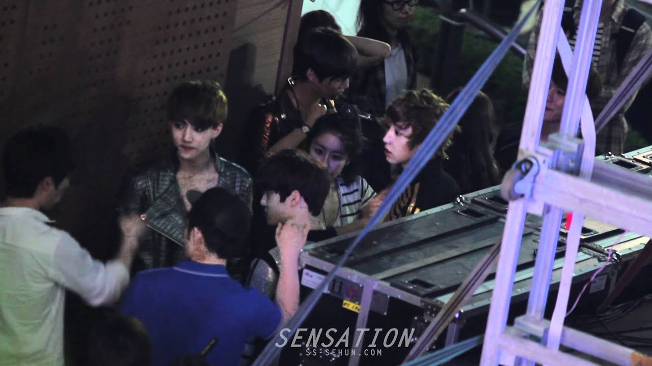 120602 지니영상쇼 - backstage에서 세훈이♥ (SENSATION)