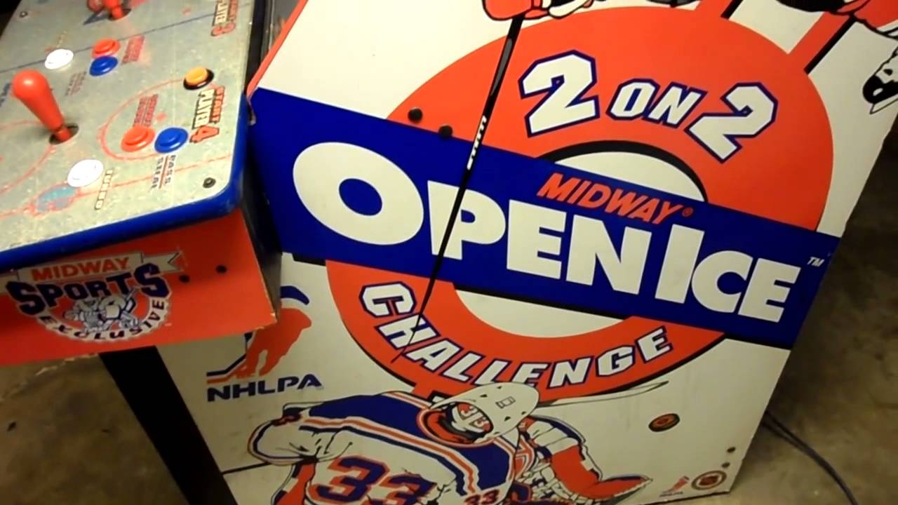 2-On-2 Open Ice Arcade Machine
