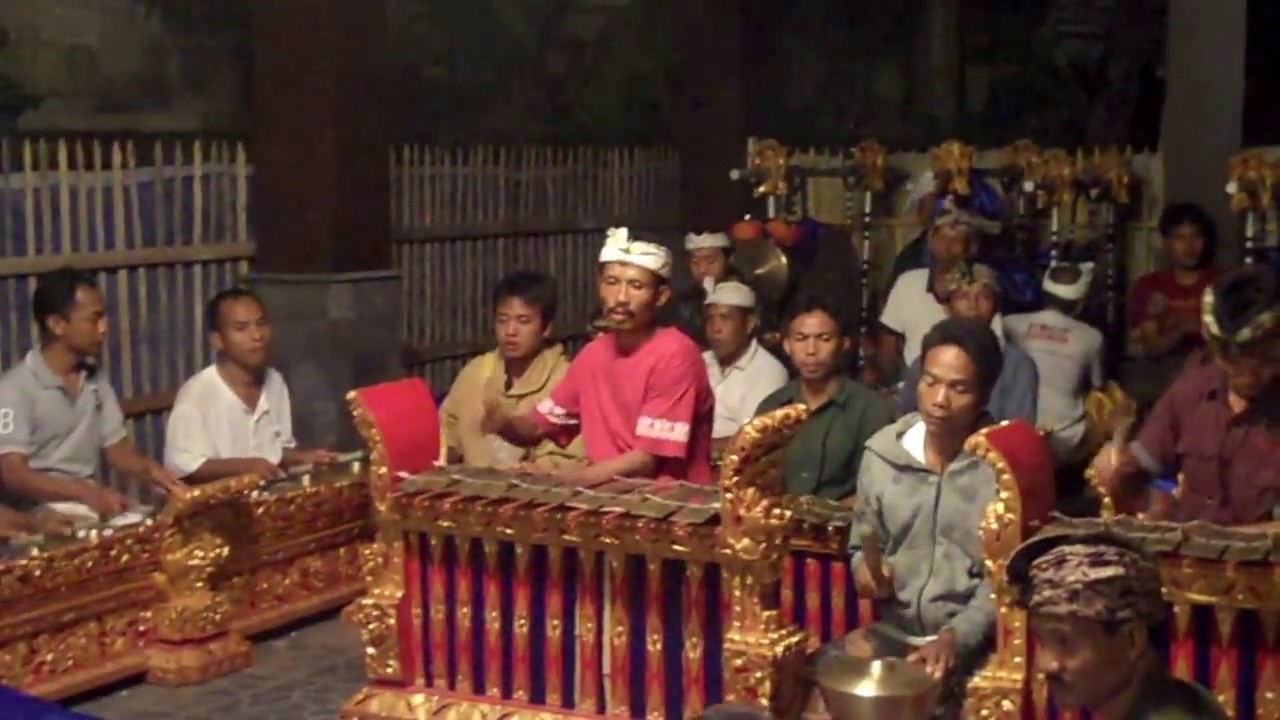 Gamelan music at Ratu Bagus Ashram