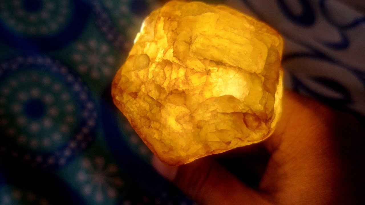 Yellow sapphire corundum rough 