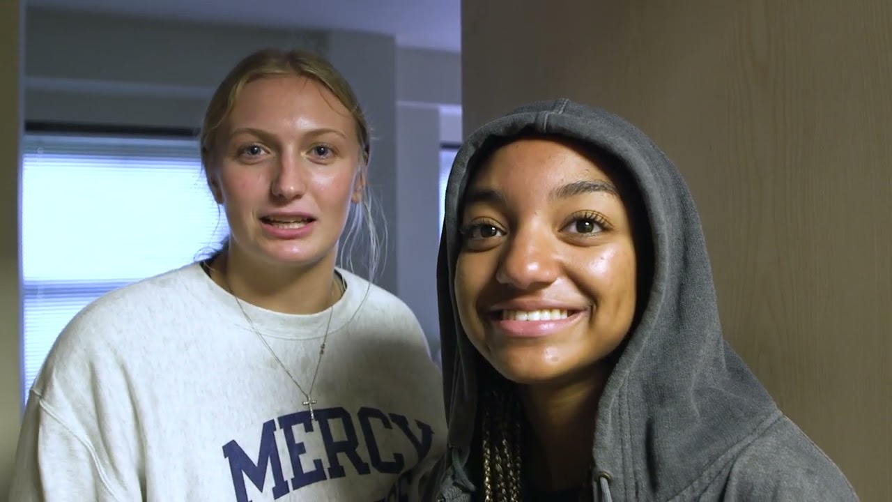 FALL 2022:  Move-In Day!