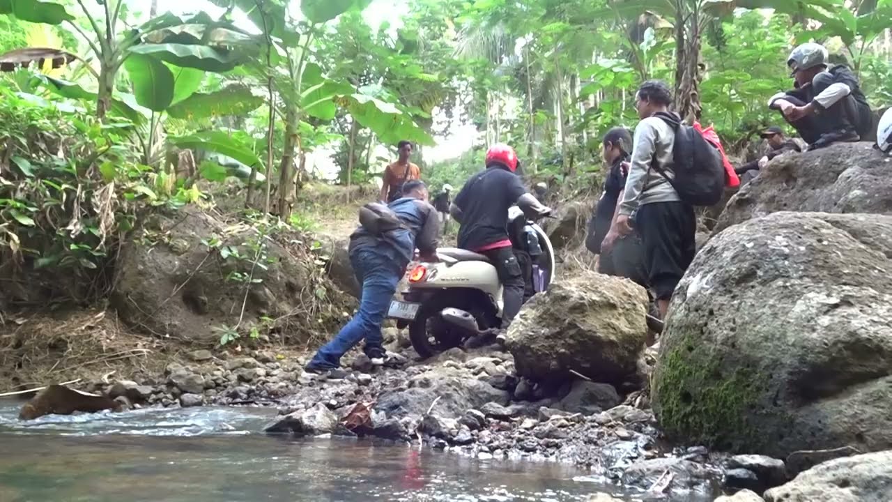 TRABASSS BRO !!! Blusukan Jalur KA Non Aktif Banjar - Cijulang