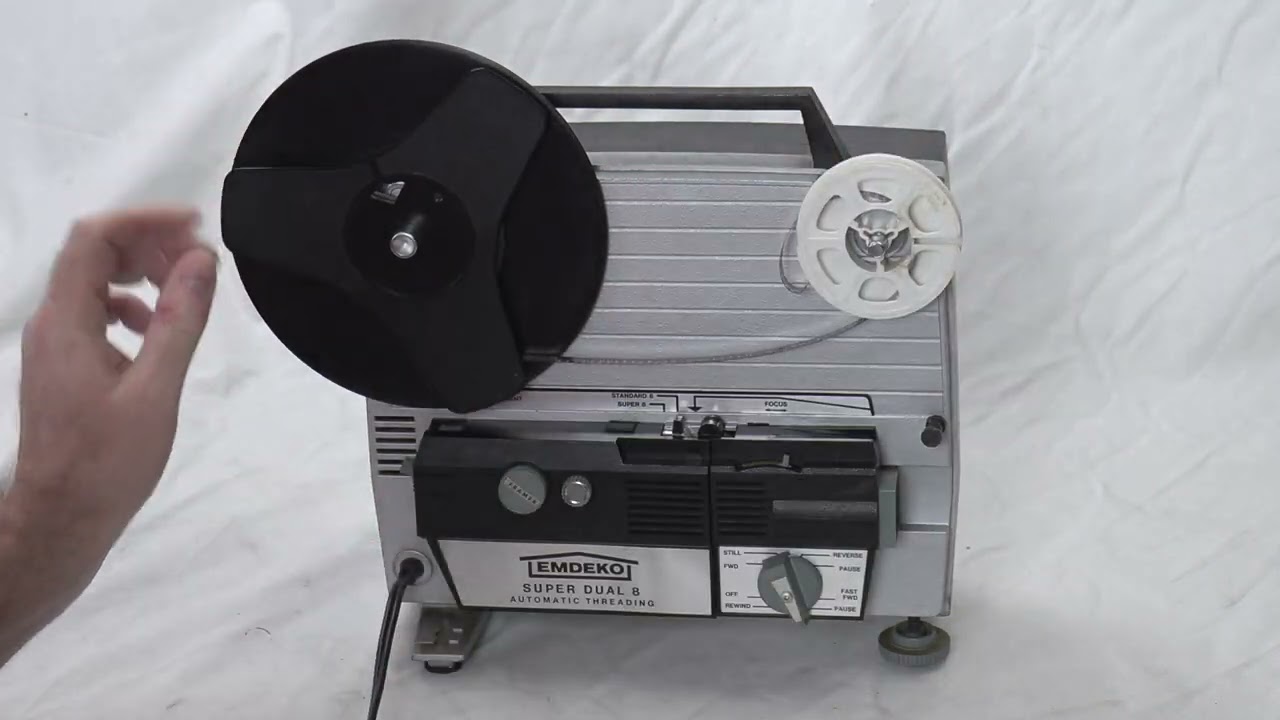 Emdeko EM 7000 Dual 8mm Super 8mm Film Projector - Similar to GAF 1333 - In 4K