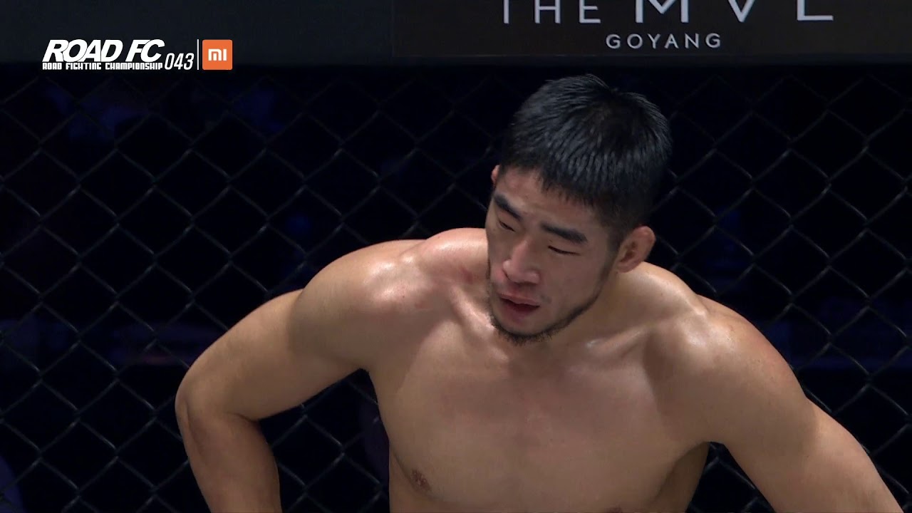 XIAOMI ROAD FC 043 KIM KYEONG-PYO(김경표) VS ARMAN TSARUKYAN(아르만 사르키안)