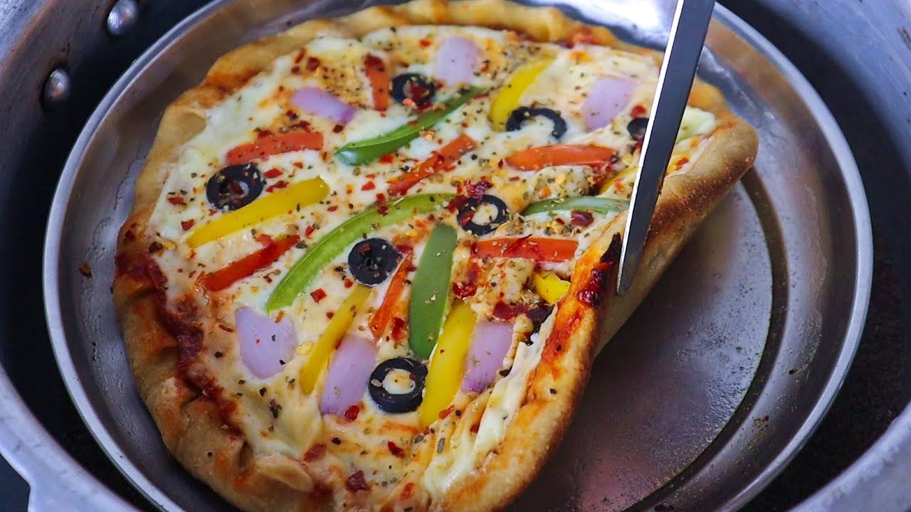 ఏడౌట్ లేకుండా ఇంట్లో ఉన్నవాటితోనే ఈజీగా Healthy Pizza🍕చేయండి😋👌NoMaida NoYeast NoCheese NoOven👍👍