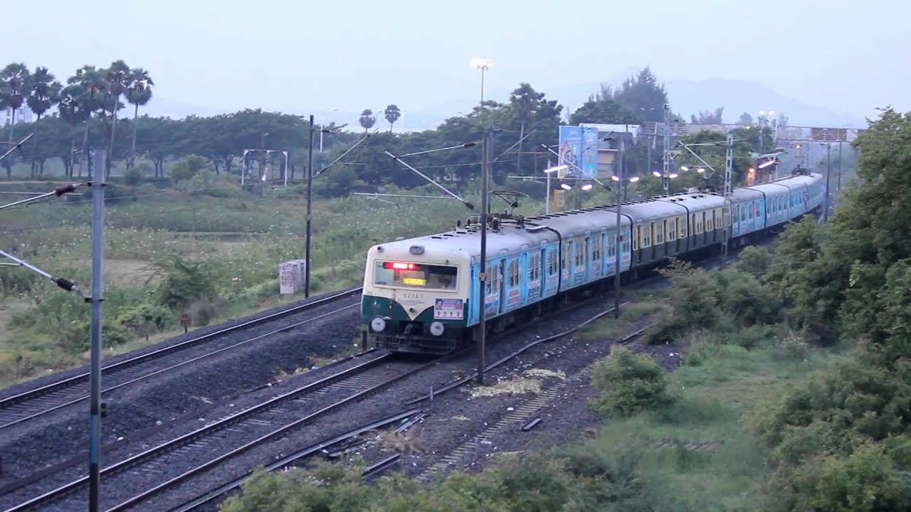 EMU leaves Paranur