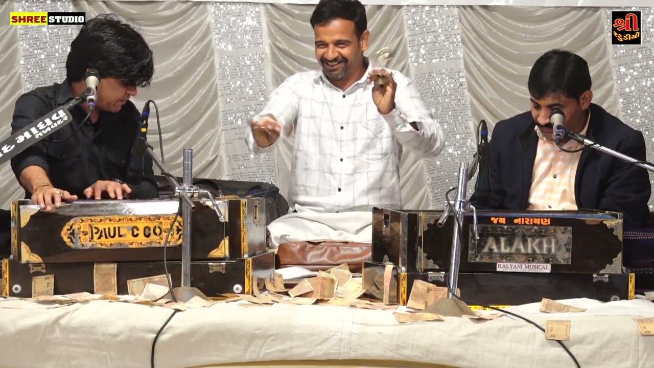ધજા ના ધણી વારે આવજો & સીતા જી પૂછે || જુગલબંધી || Vijaydan & Dalsukh prajapati
