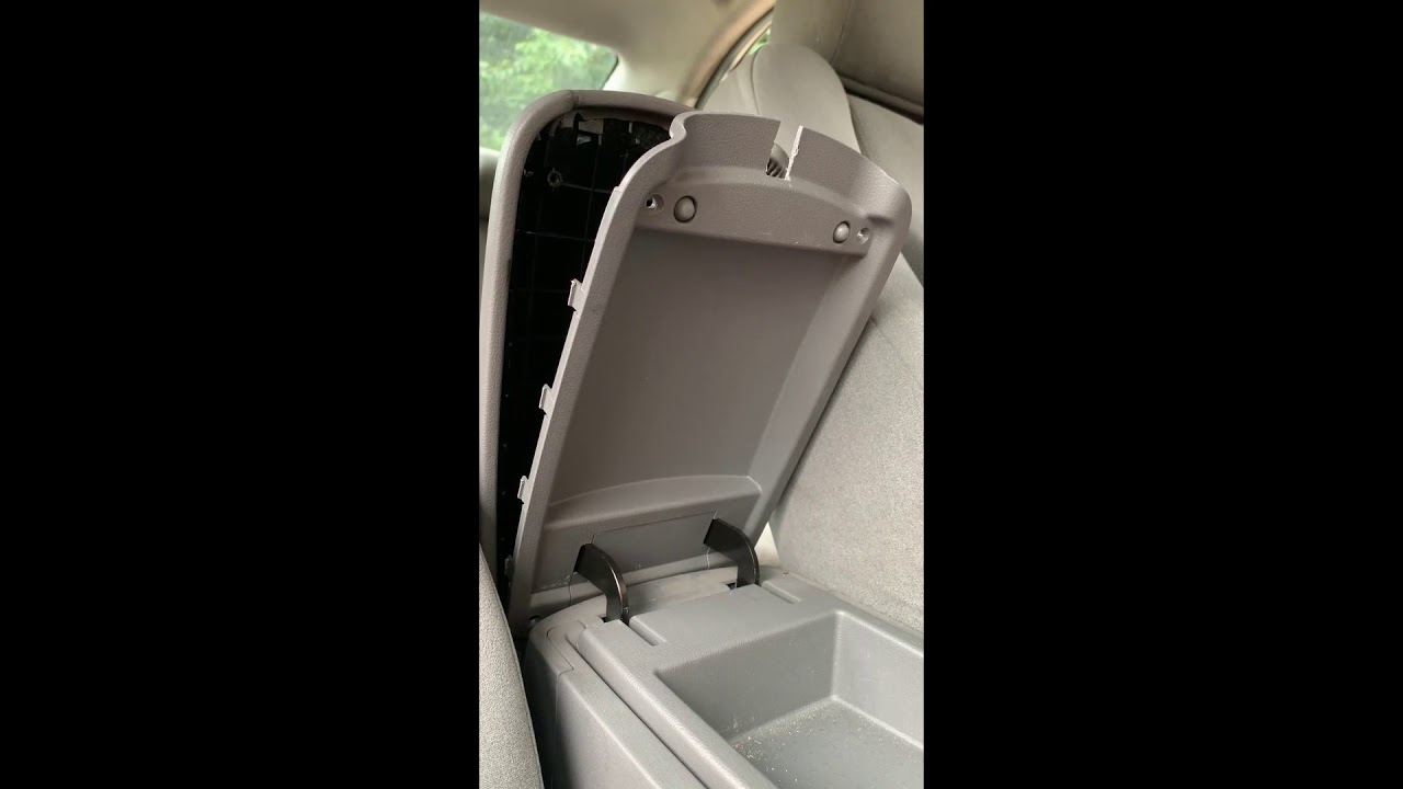 Replace Center Armrest Clip/Latch 2009 Hyundai Sonata
