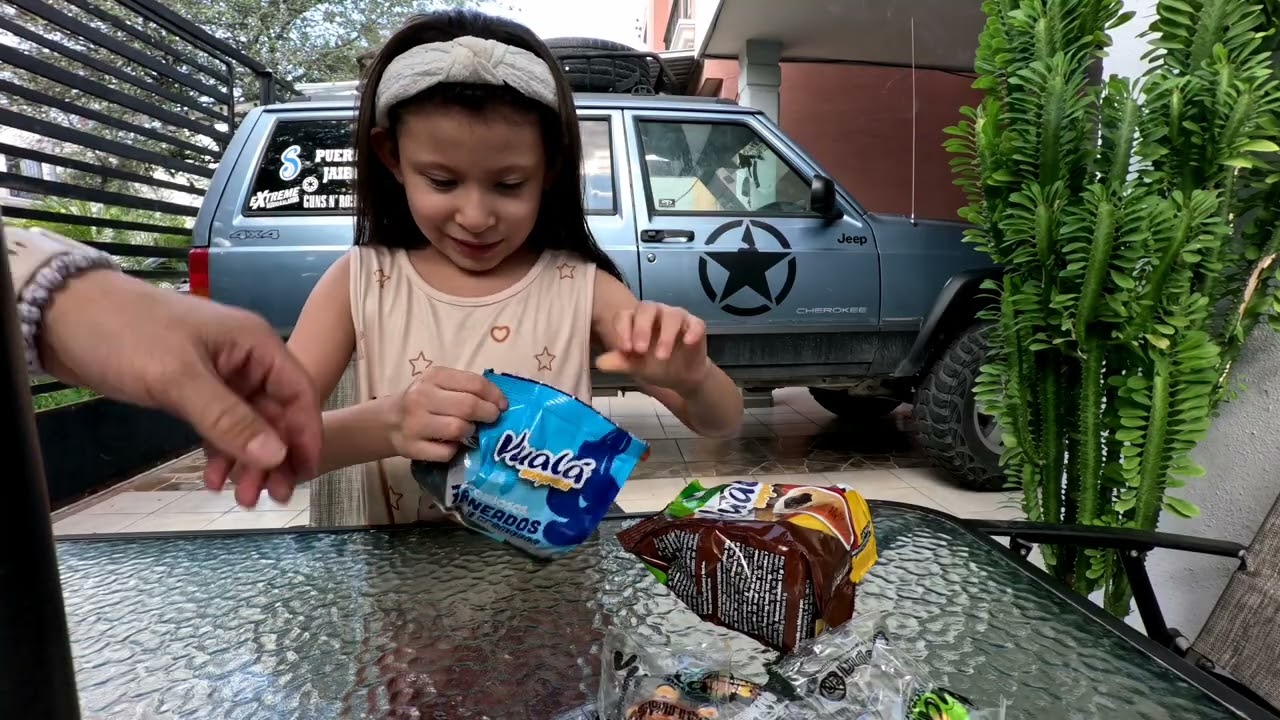 Buscando los personajes del chavo en vuala