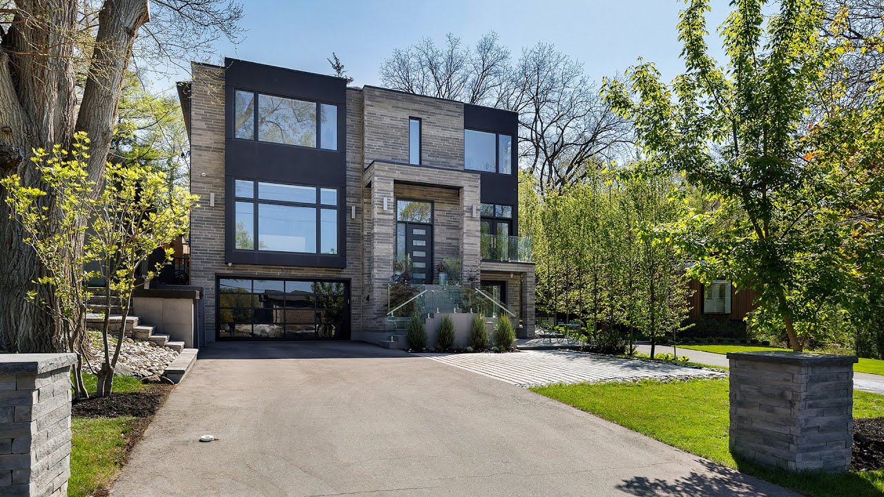 837 Royal York Road, Toronto, Ontario