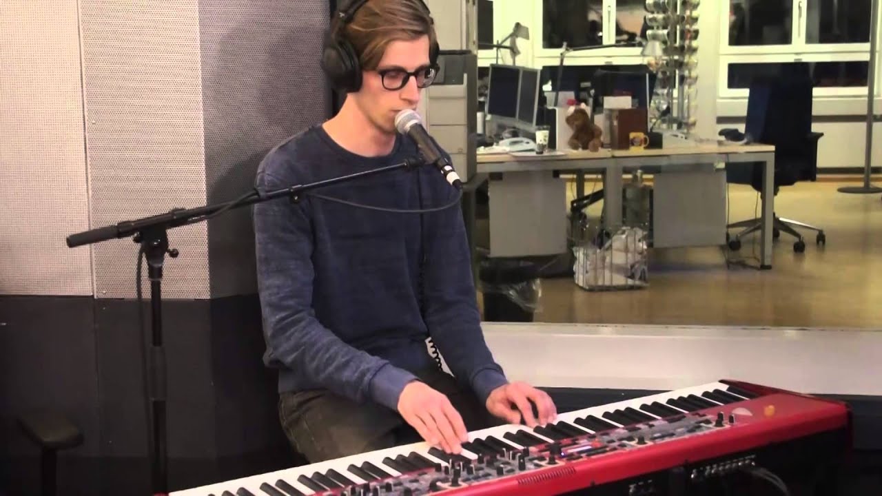 RED Shoes - California (live at SRF3)