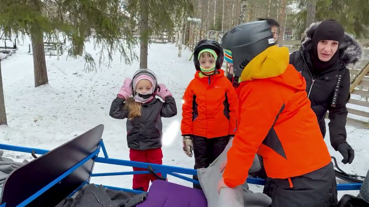 Lapland Snowmobile with kids and our Airbnb house
