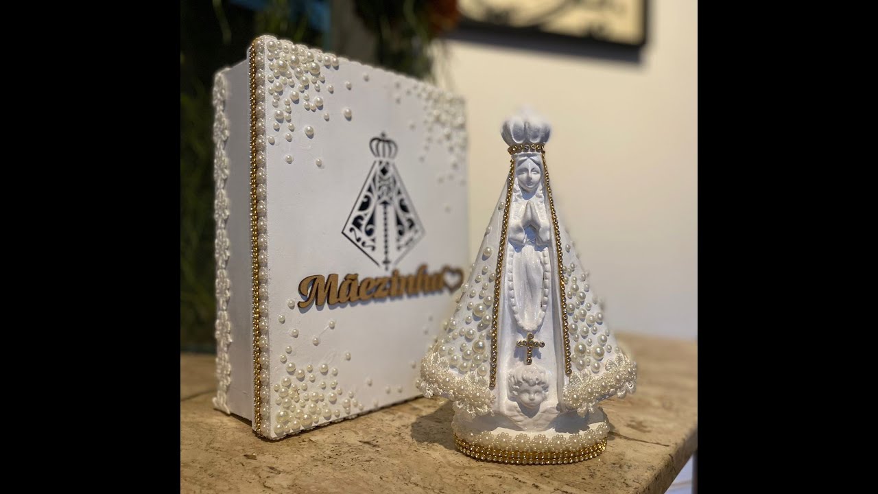 Pintura e Customização Nossa Senhora Aparecida - Estilo Clean: Branco Porcelana com Pérolas