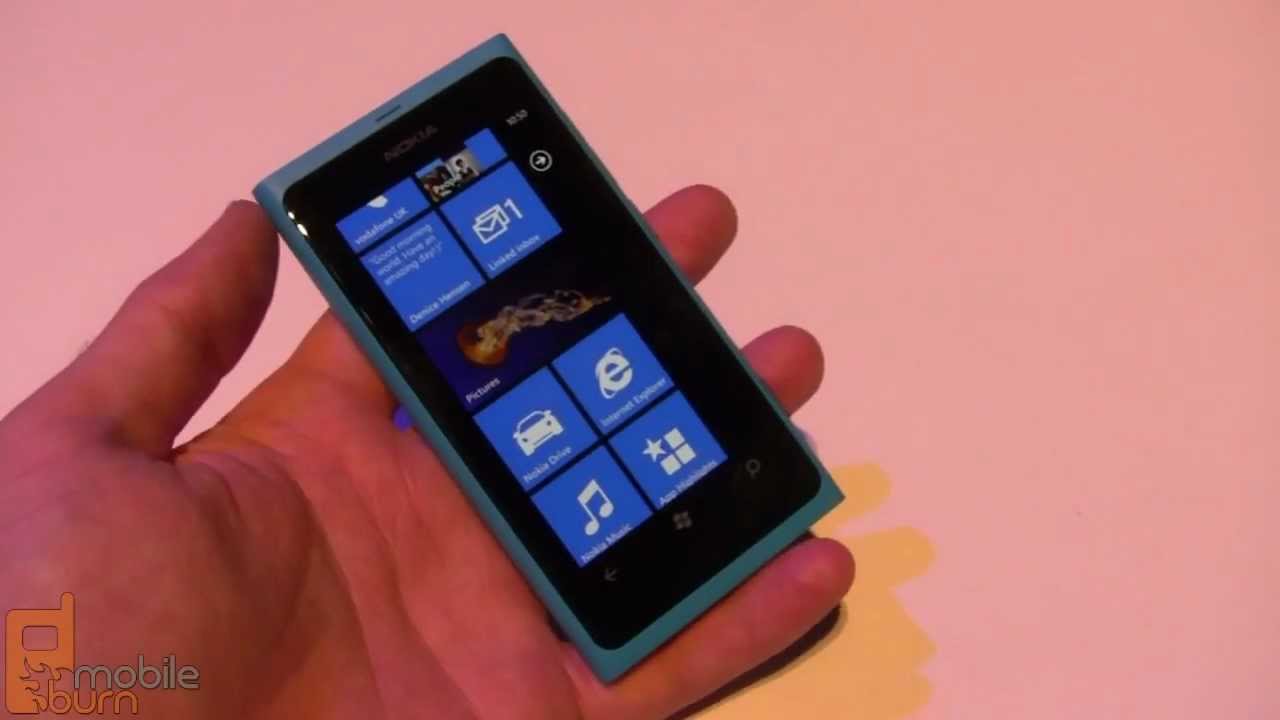 Nokia Lumia 800 Windows Phone 7.5 smartphone live hands-on