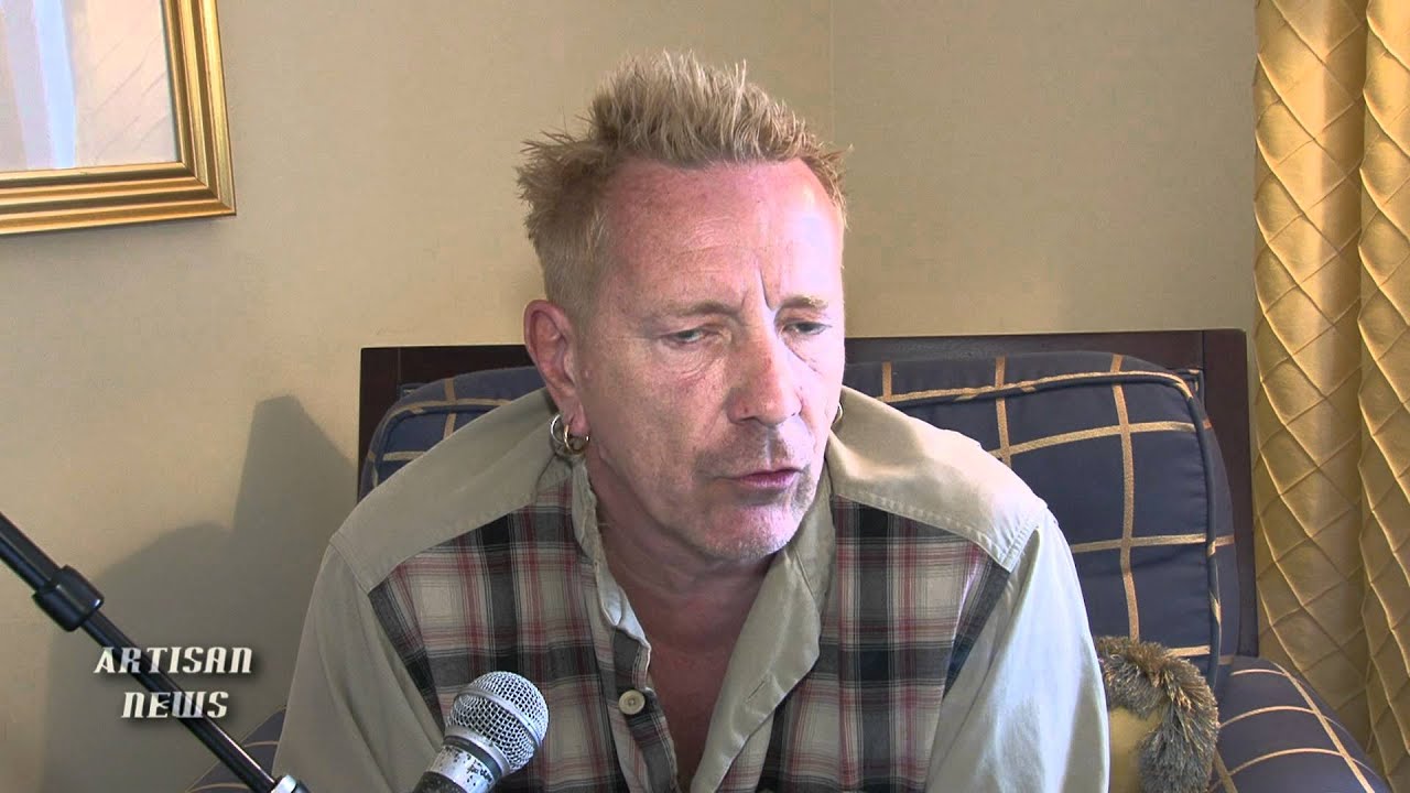 JOHNNY LYDON USES BUTTER TO REFORM PiL