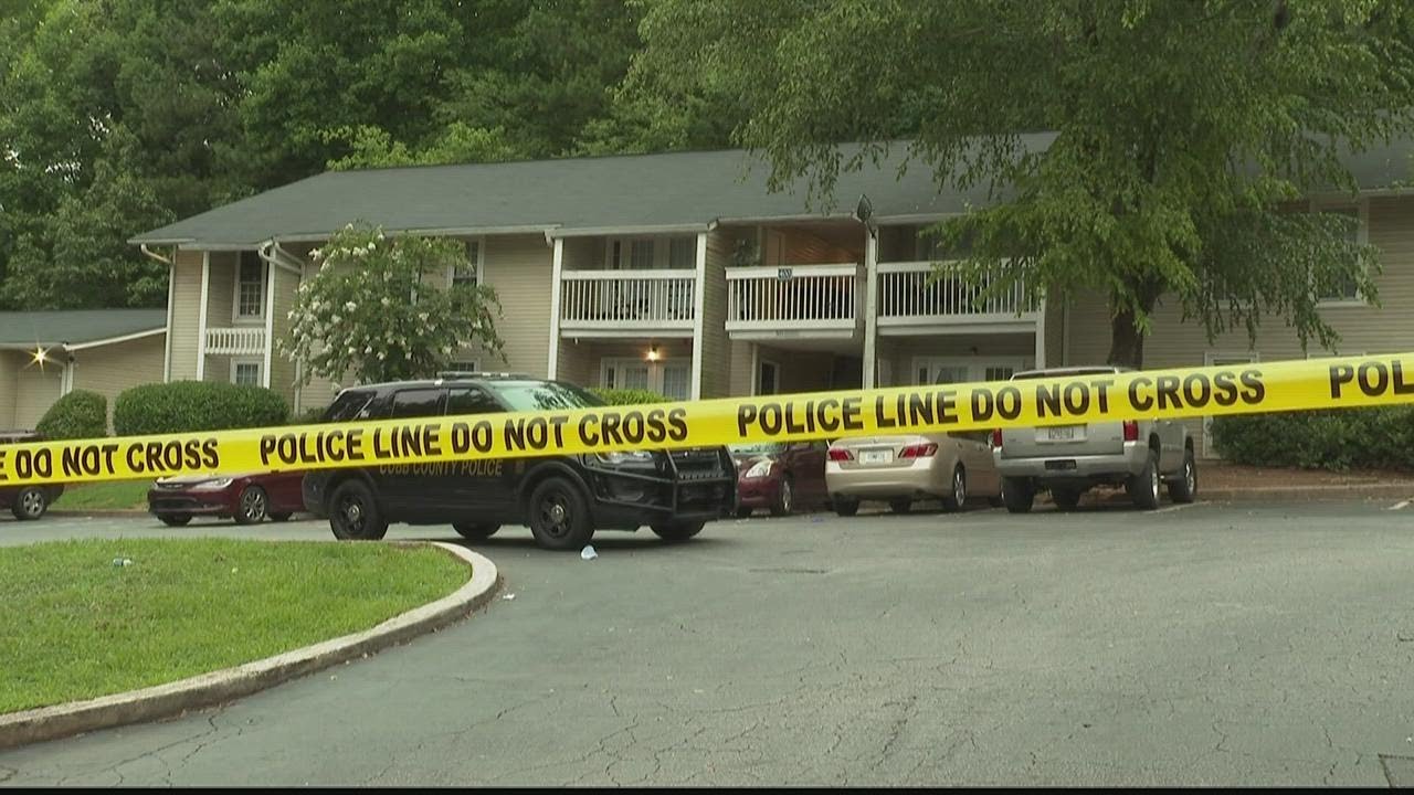 Community reacts after triple shooting in Austell