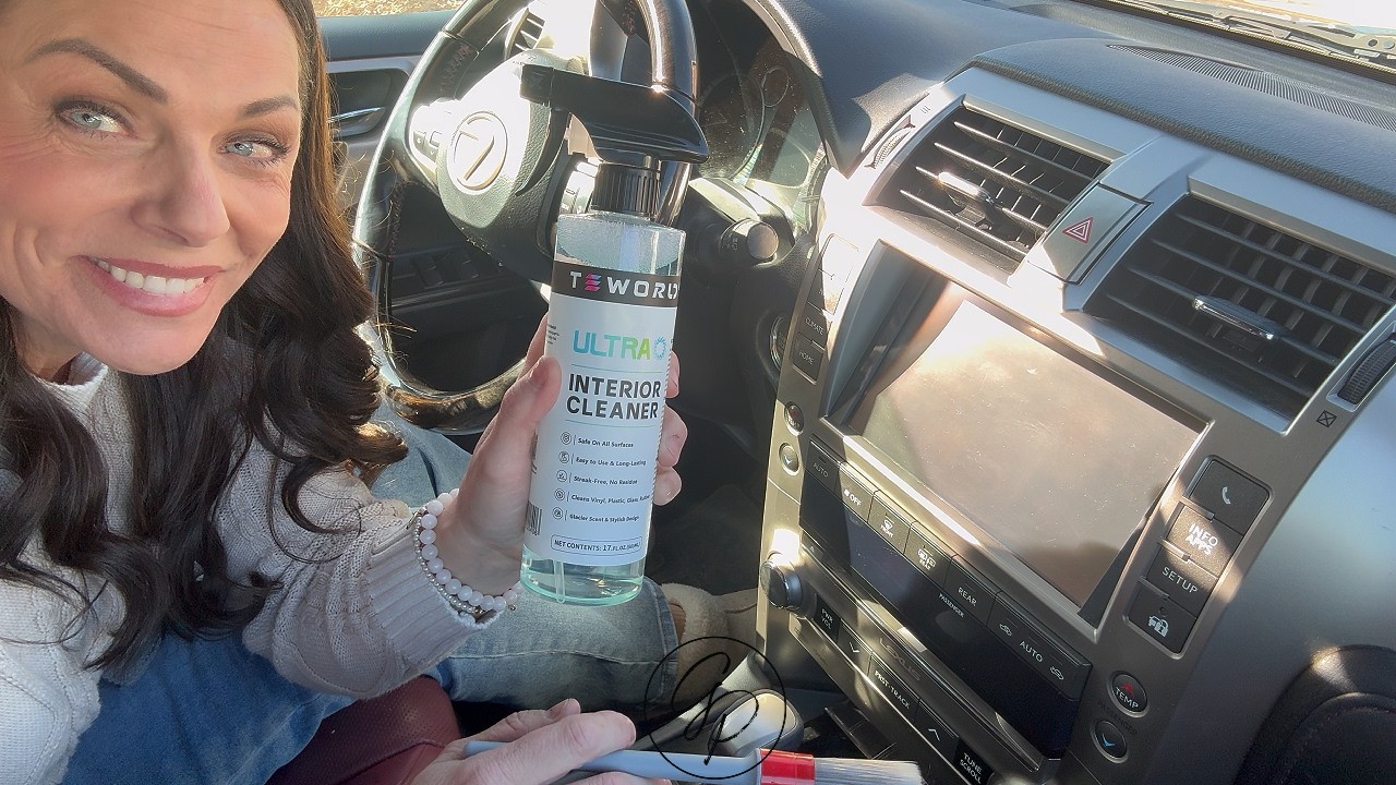 Amazon Auto / Ultra Car Interior, Seat & Upholstery Cleaner / This Cleaner Removes EVERYTHING