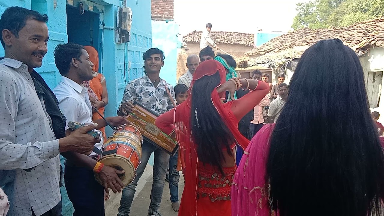 बहरूपिया  जबरदस्त कॉमेडी नीरज और कैलाश के बीच जवाब मनीषा बहरूपिया पार्टी बुधारा mo.9651674096