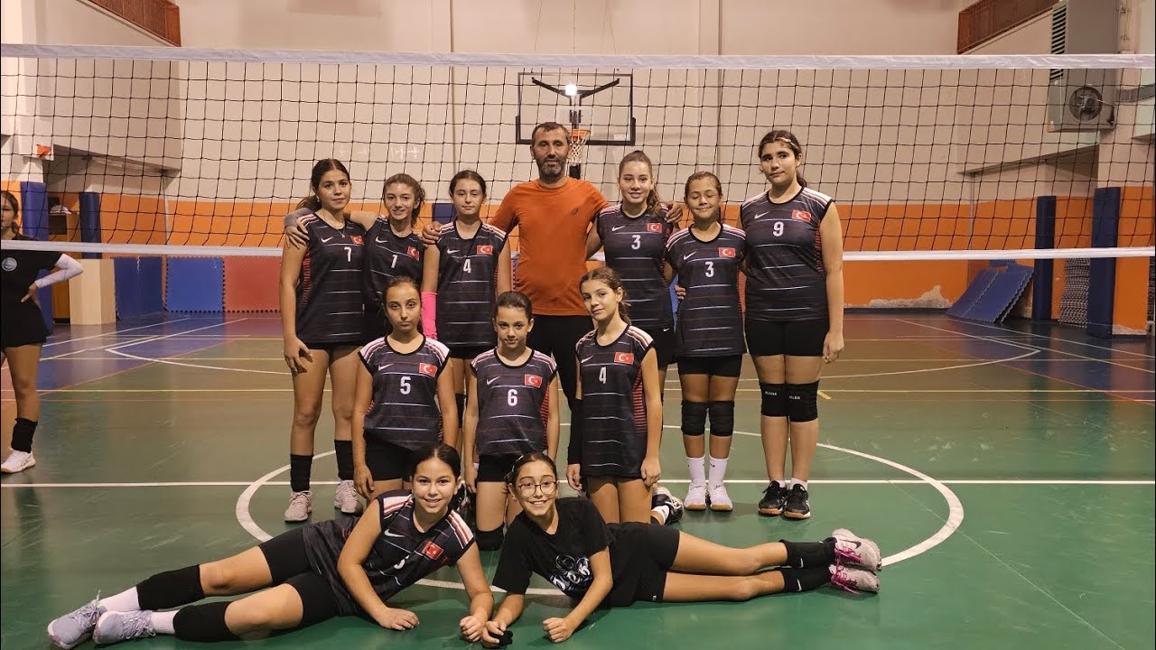 2012 Midi Hazırlık maçı 2 Mudanya Voleybol-Uludağ ünv