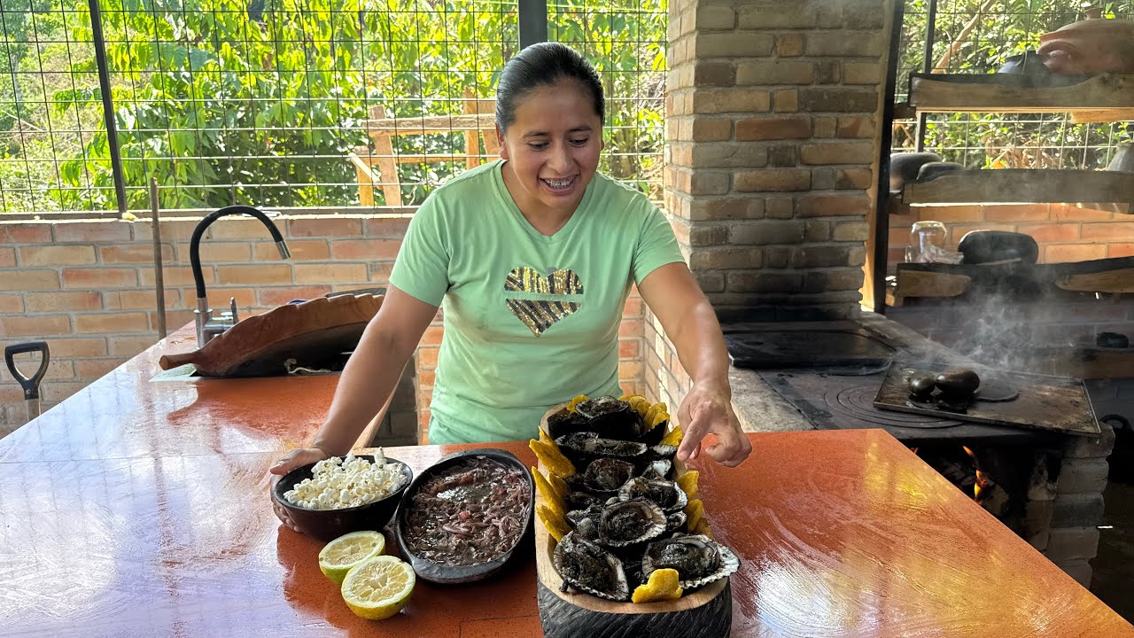 Patas de mula🦪🐚 asadas al estilo de Doña Viky