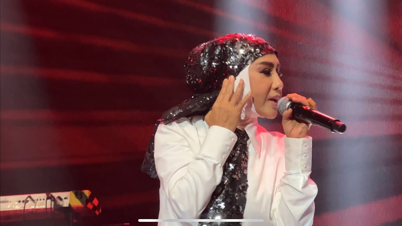RADJA & ELLA Sepi Sekuntum Mawar Merah di Konsert Radja 2023  Close Up