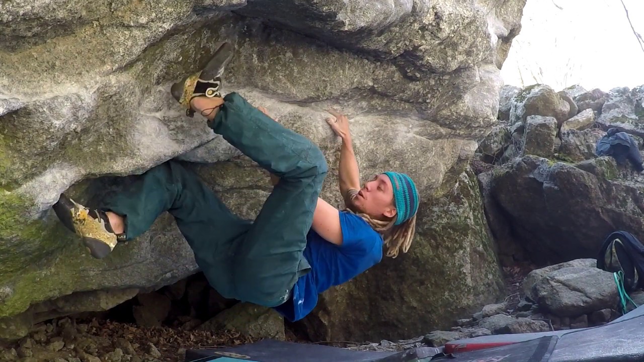 CAMARILLO PER TUTTI  7A+ - val masino
