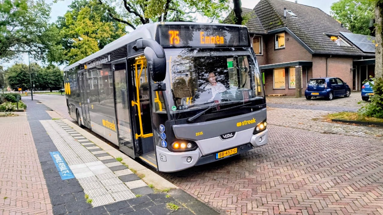 Qbuzz Streekbus 2515 als Lijn 75 naar Station Emmen 