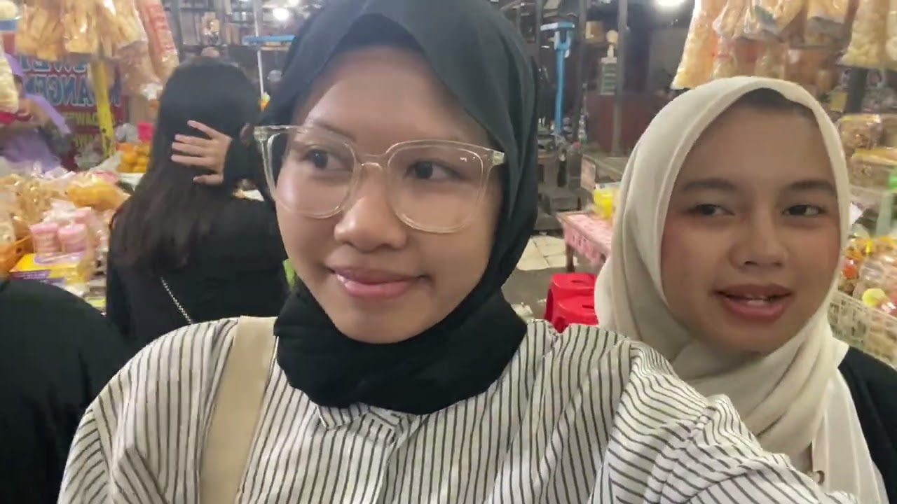 pasar gede vlog