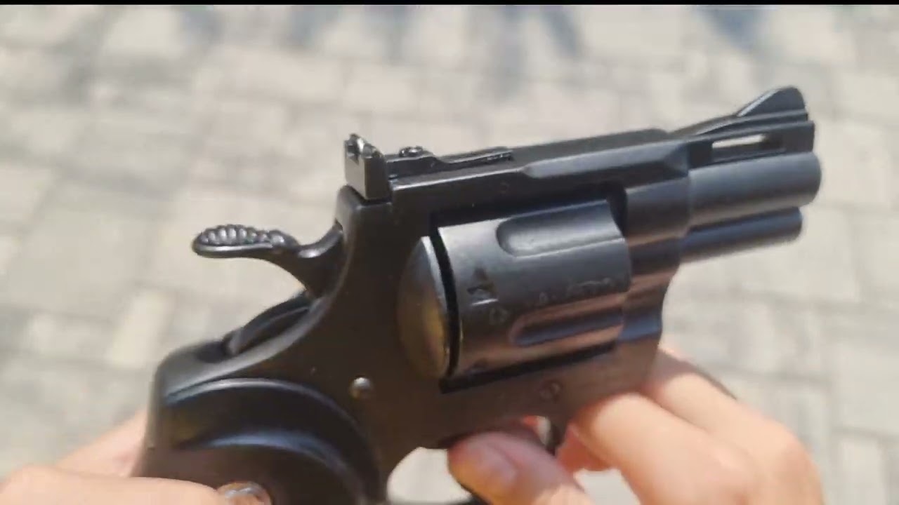 Replica revolver Python 357 Magnum 2, USA 1955 | Denix replica