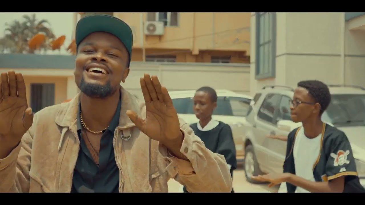 MUKUYE MUONE _Roberto LOMALISA Ft Aaron.CH