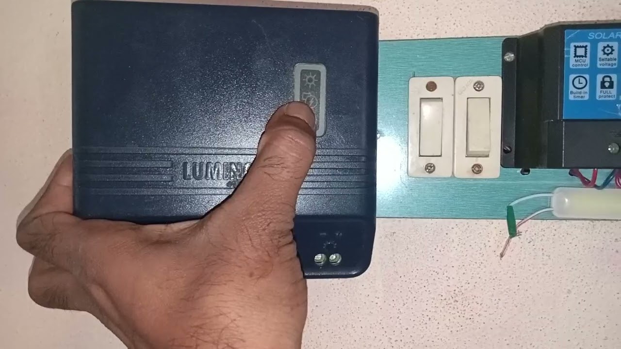 Luminous charge controller vs lcd display controller which is better