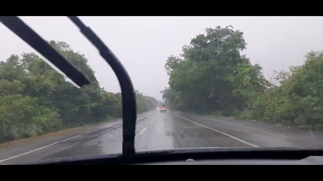 viagem de veloster para o nordeste mg,br 251muita chuva ,janeiro de 2022