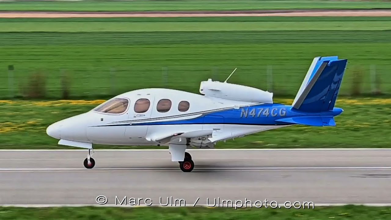 Cirrus SF50 Vision Jet Touch and Go at Augsburg EDMA