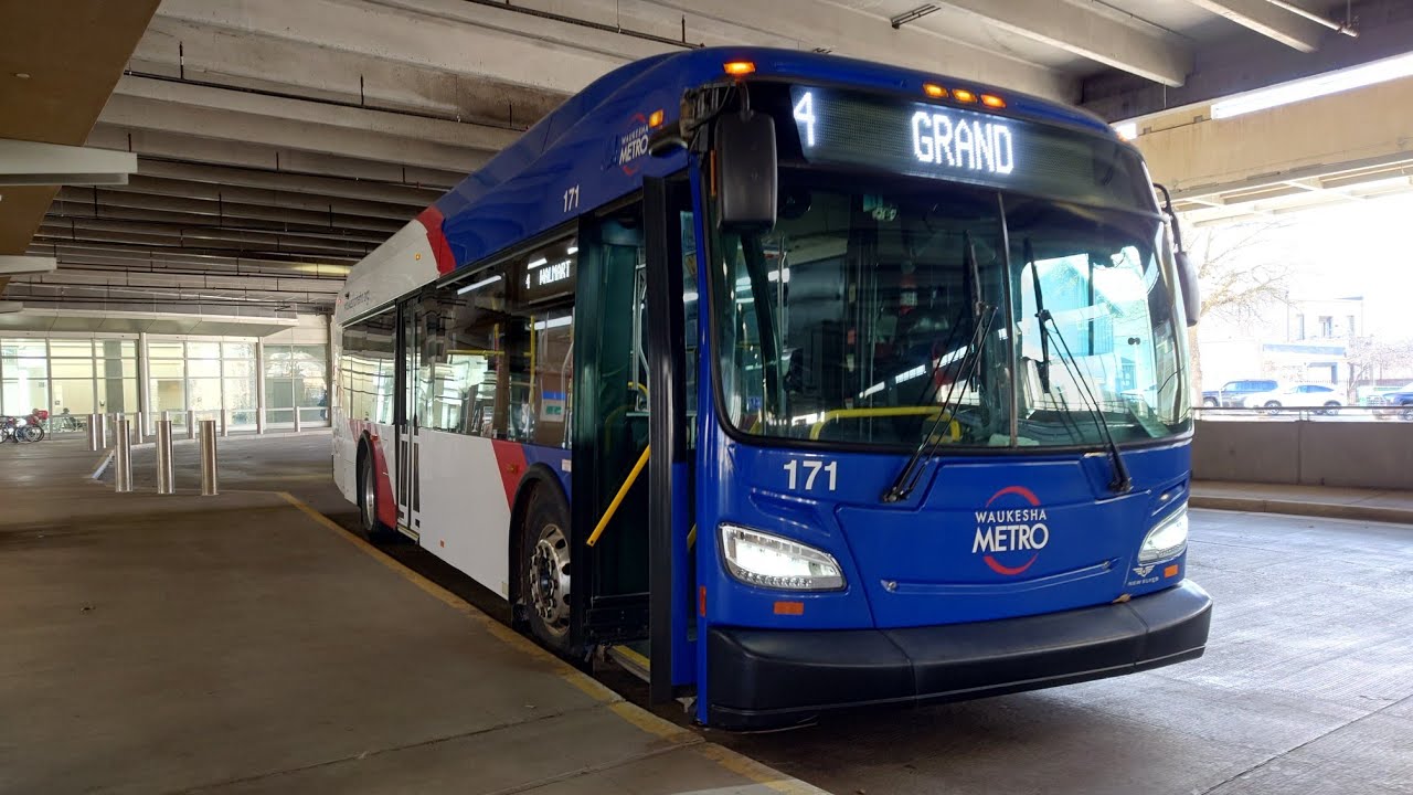 Ride On Waukesha Metro Transit 2017 New Flyer XD35 171 On Rt 4 Grand to Walmart 
