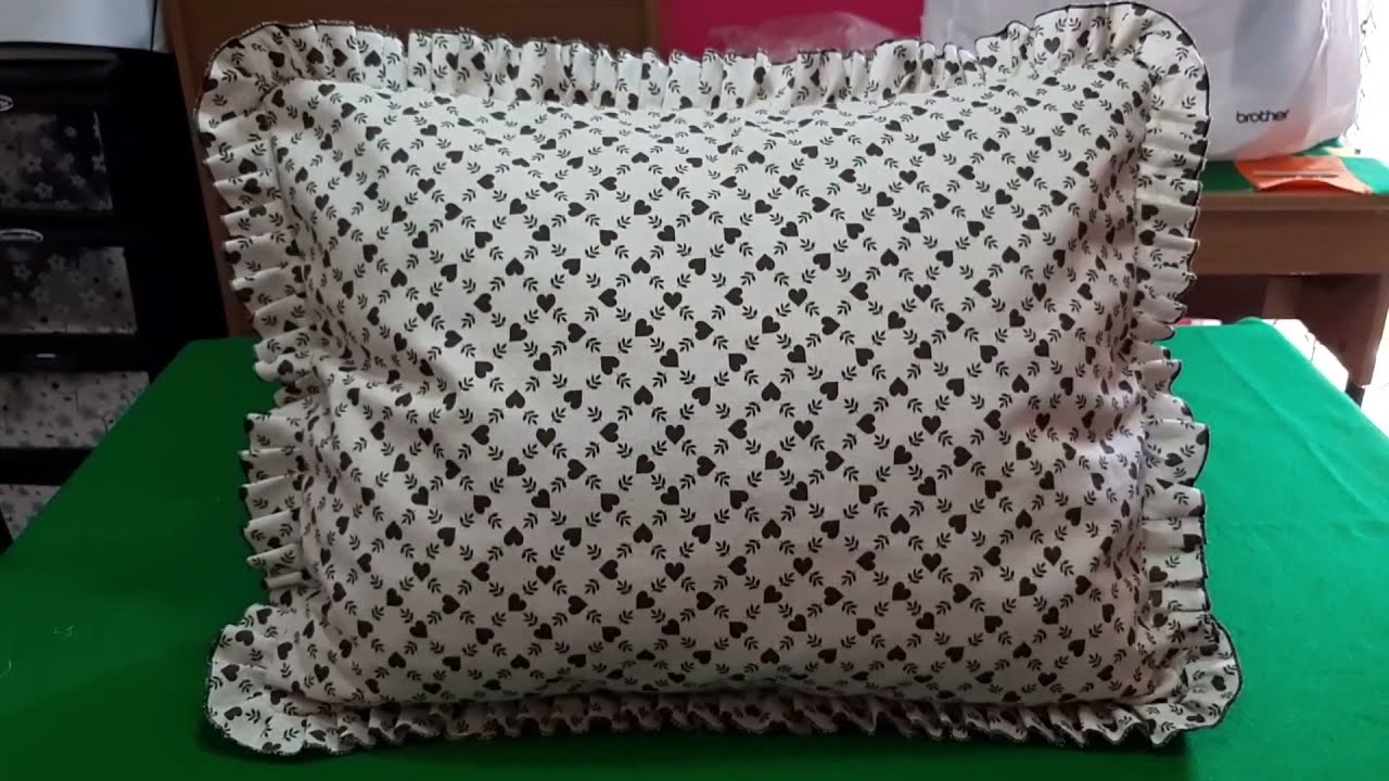 Cuscino con volant chiusura con bottoni a pressione tutorial cucito creativo