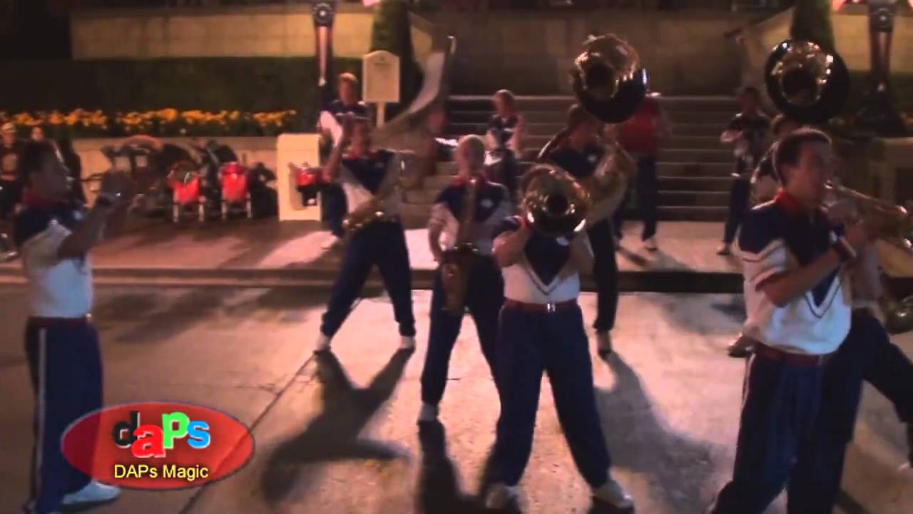 Earth, Wind & Fire Tribute - 2010 Disneyland All-American College Band Last Day