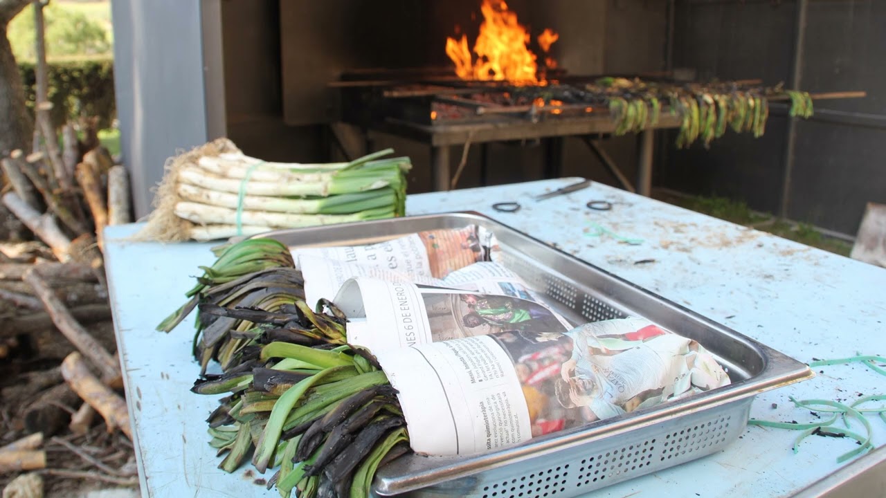 Calçotades 2024 al Restaurant El Claustre del Monestir de les Avellanes