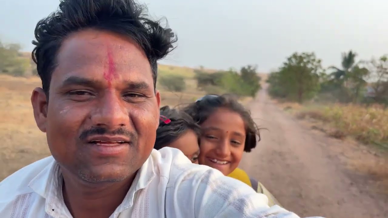 बघा आमच्या घराकडे येणार संपूर्ण रस्ता पोर चालायला नको म्हणत्यात ❤️#gavthipunam 