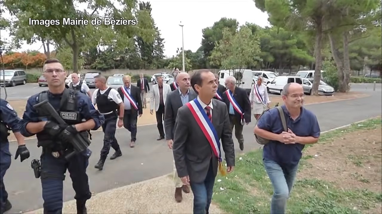 BÉZIERS : La révolution musclée de Robert Ménard