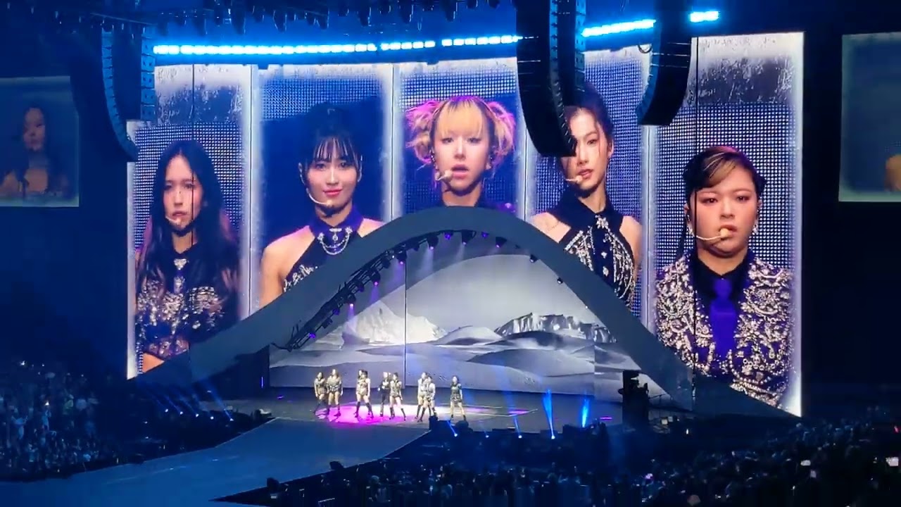 230703 TWICE in Toronto - INTRO + SET ME FREE + I CAN'T STOP ME