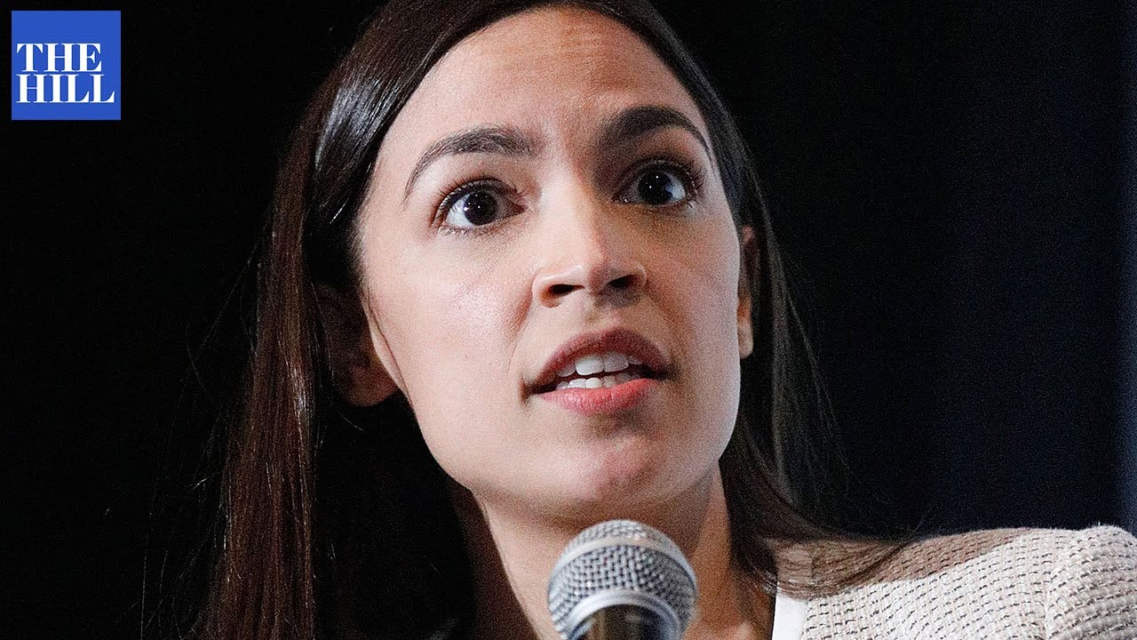 AOC резко критикует законодательство Техаса в отношении голосования, называя его возвращением зак...
