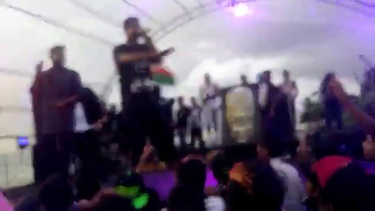 Drill team vs 44 kalliya Kaizer & Iraj Live @ sama j (crowd shouting) 2015