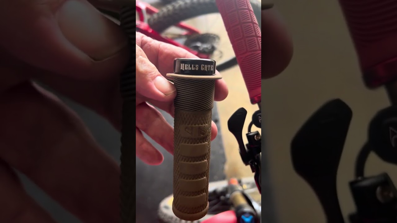 ODI Reflex grips