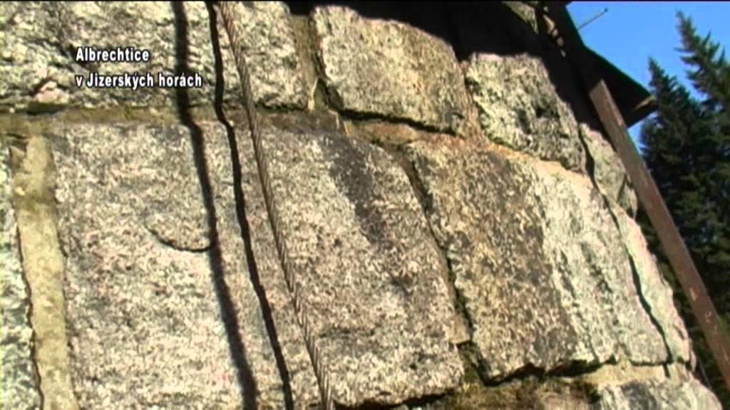 Protržená přehrada - Umístění lávky k šoupátkové věži