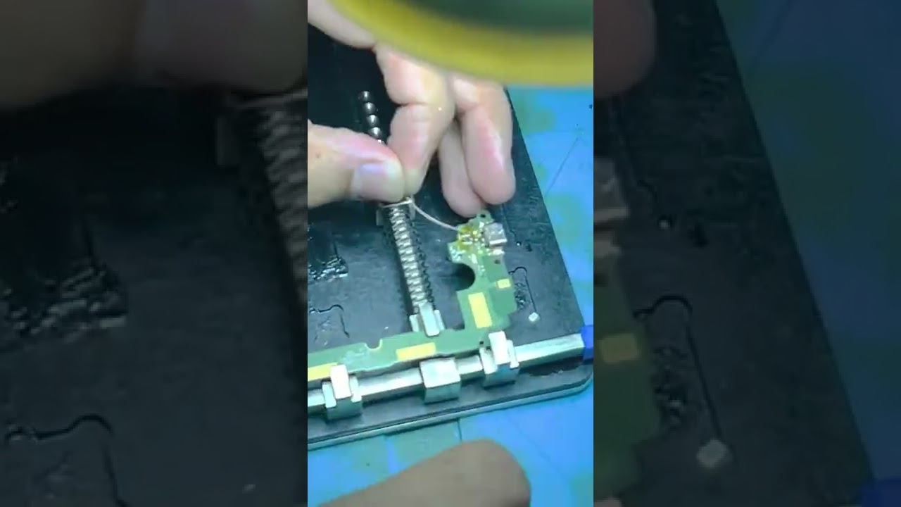 Repairing lg charging pin change complete video (jumper cable way) x210 and any alse