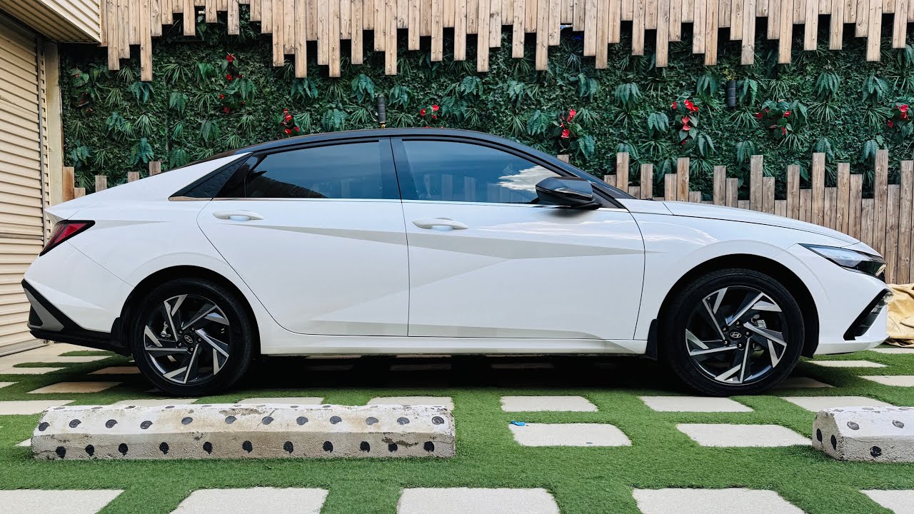 النترا ٢٠٢٥ بعد الاستخدام وخط السفر Elantra 2025