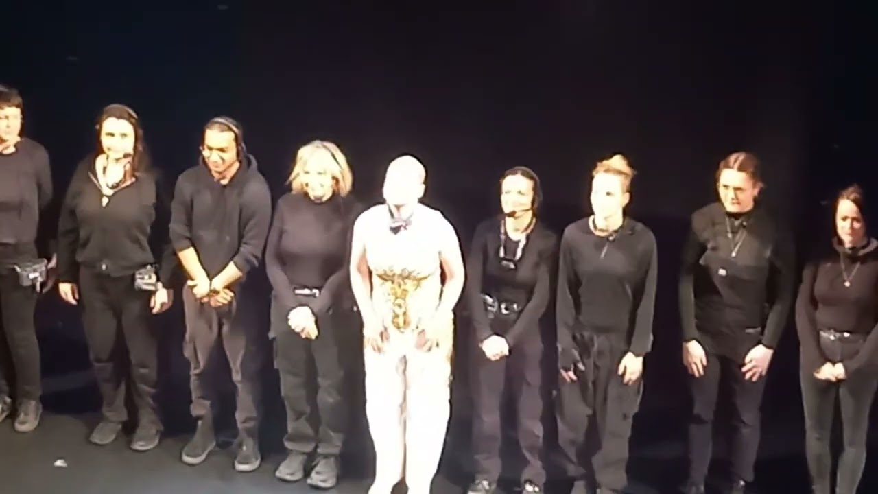 Sarah Snook - The Picture of Dorian Gray - Curtain Call - London - 04-03-2024