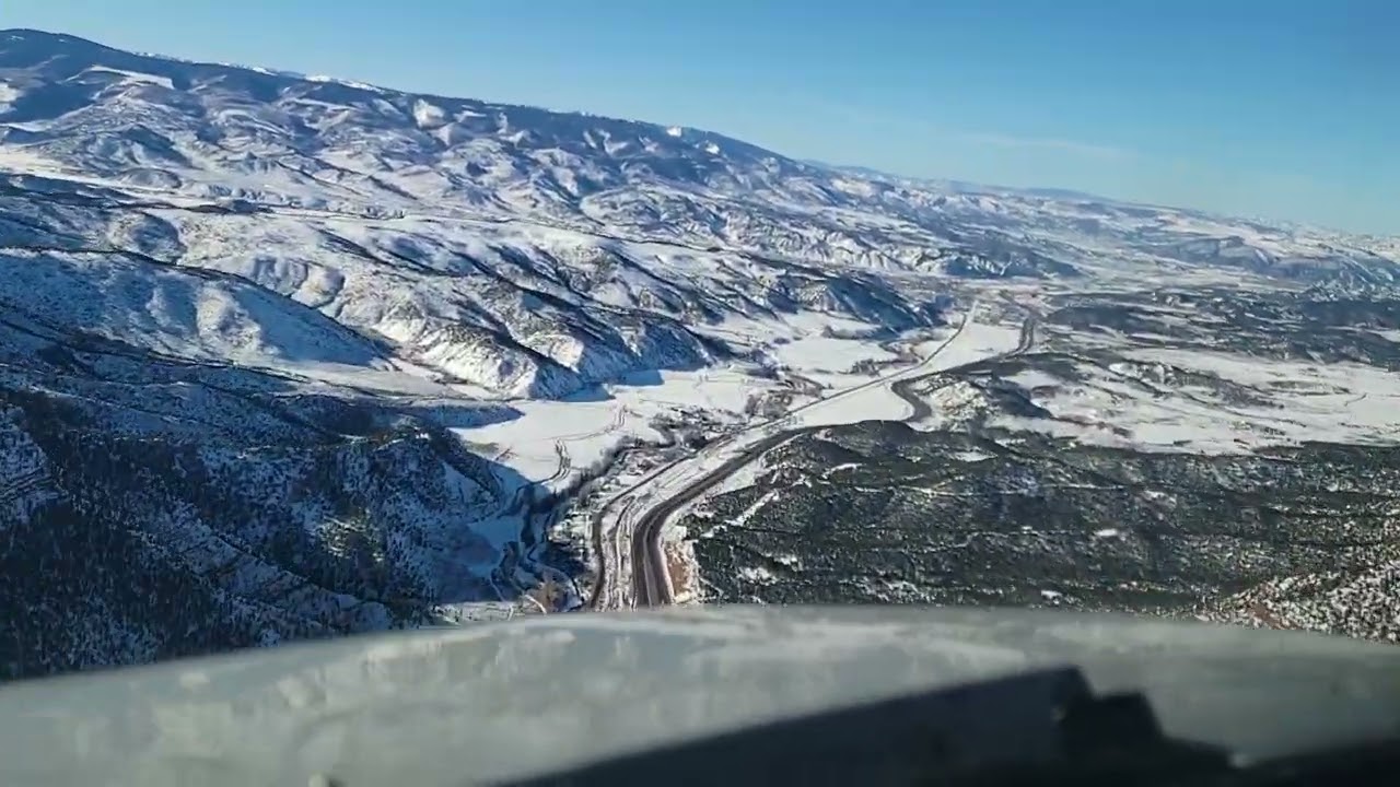 Eagle Colorado / Vail  approach and landing