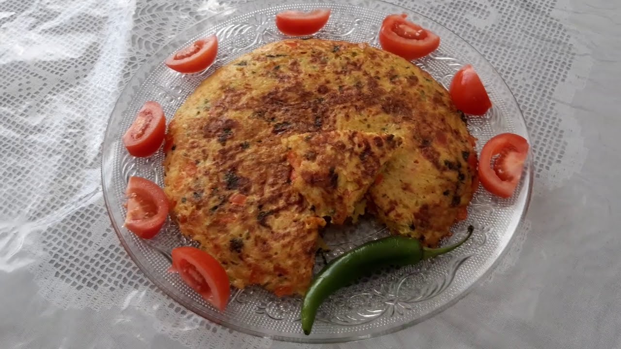 Omelet =  أمْــــلـــتْ  مـــــع الــبــطــاطـــس