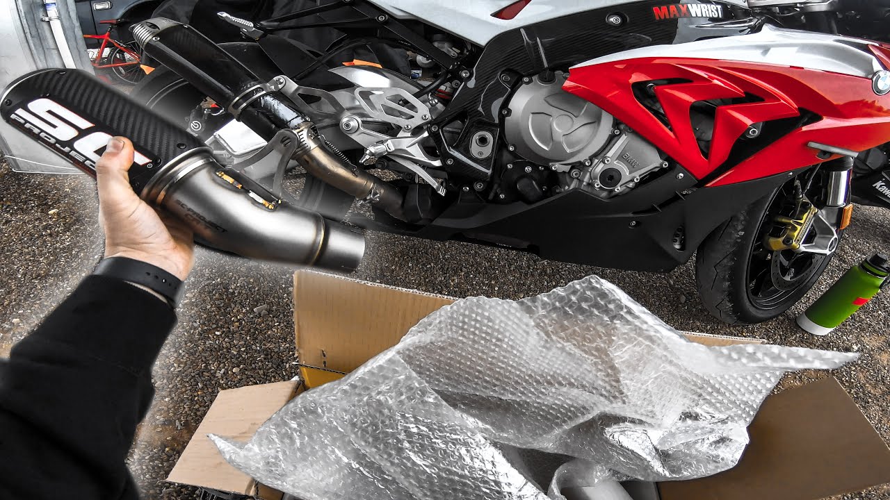 BMW S1000RR exhaust install - SC PROJECT RACING